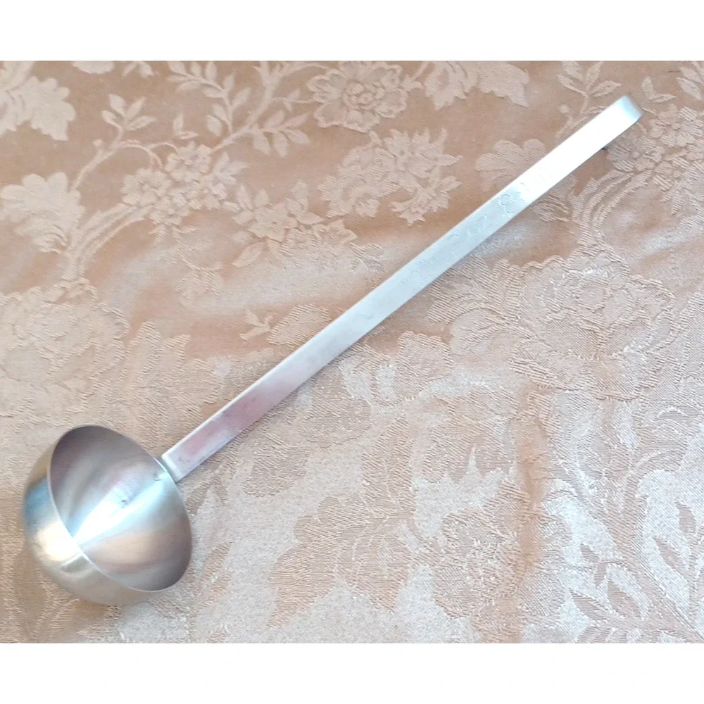 Halco VTG Stainless Steel Serving Ladle 18/8 3 oz. Japan